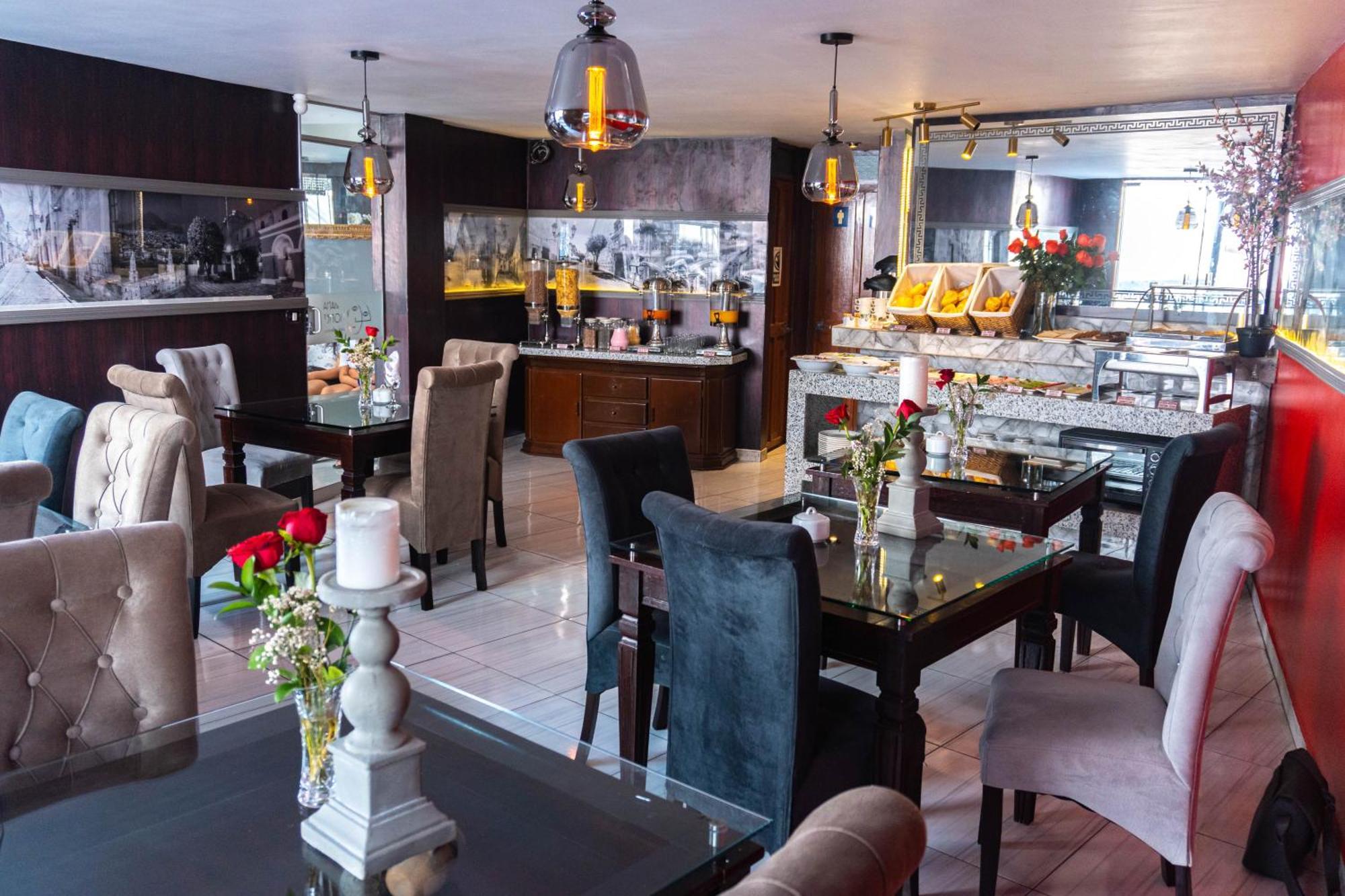 Restaurante y buffet — HC Rivero Hotel